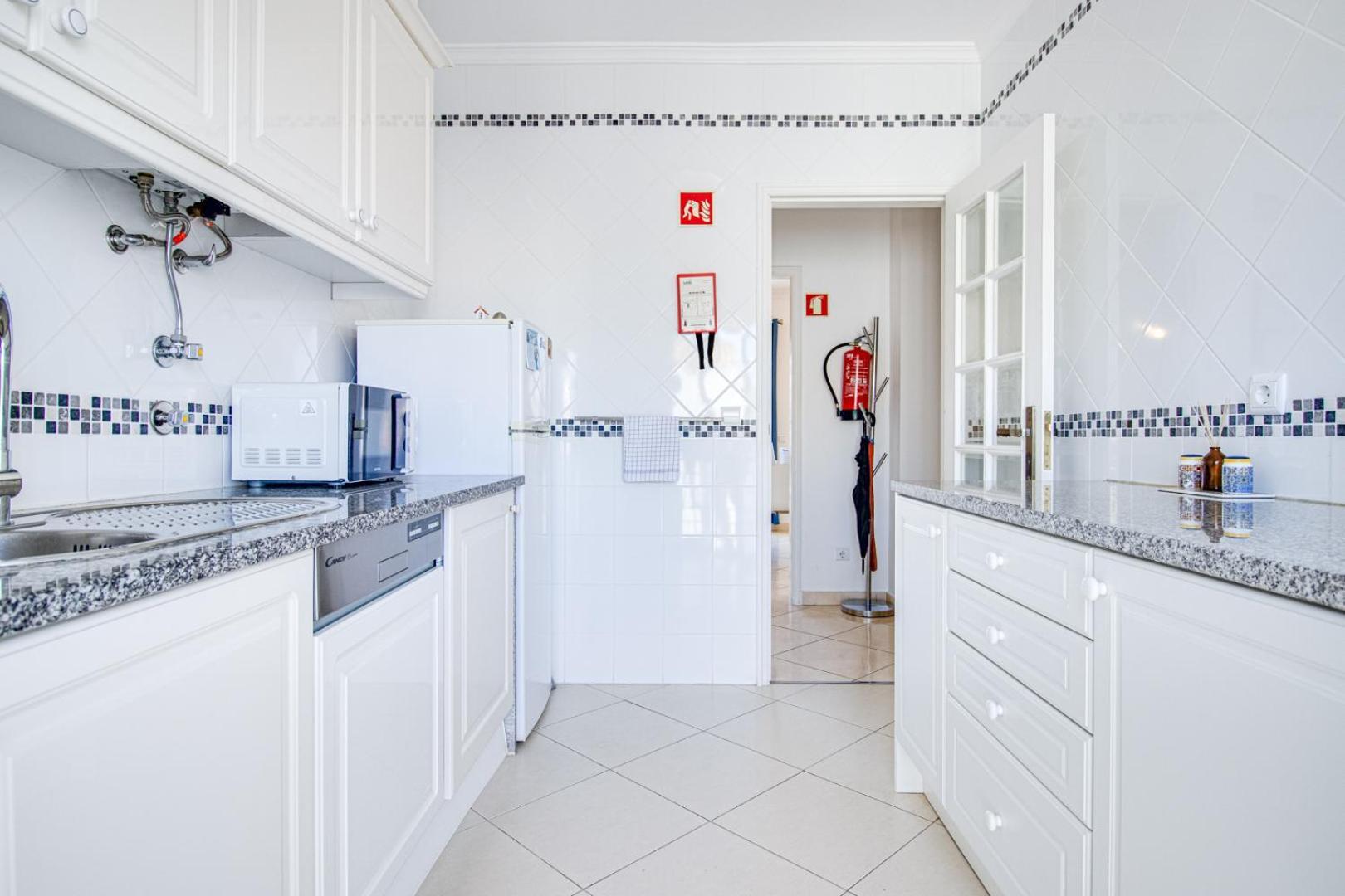 Апартаменти Old Town 2Br 50M Ocean W/ Ac Wi-Fi Parking Terrace Албуфейра Екстер'єр фото